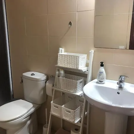 Apartamento En Primera Linea De Playa El Palo Malaga Exterior photo
